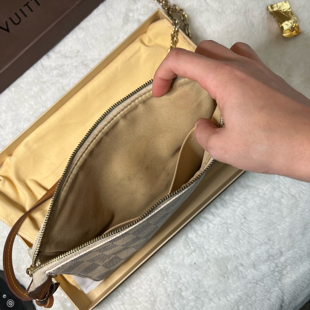 Louis Vuitton Damier Azul pochette accessories - Picture 3 of 10
